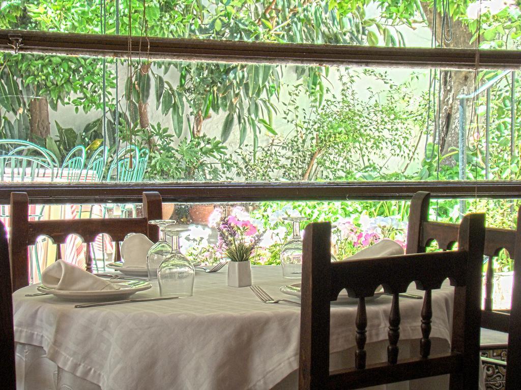 Hostal Emilia Trujillo Exterior foto